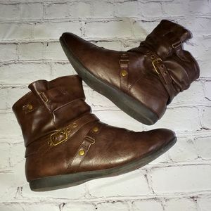 Simply Styled Sierra Brown Leather Booties Size 8M